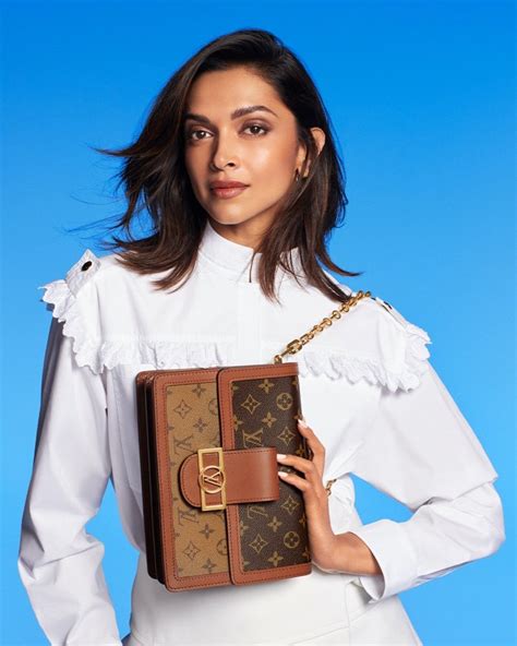 deepika padukone louis vuitton bag